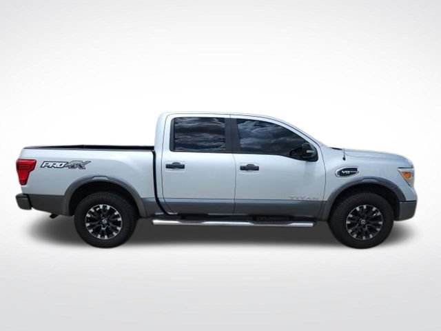 Used 2017 Nissan Titan PRO-4X AWD/4WD image 4