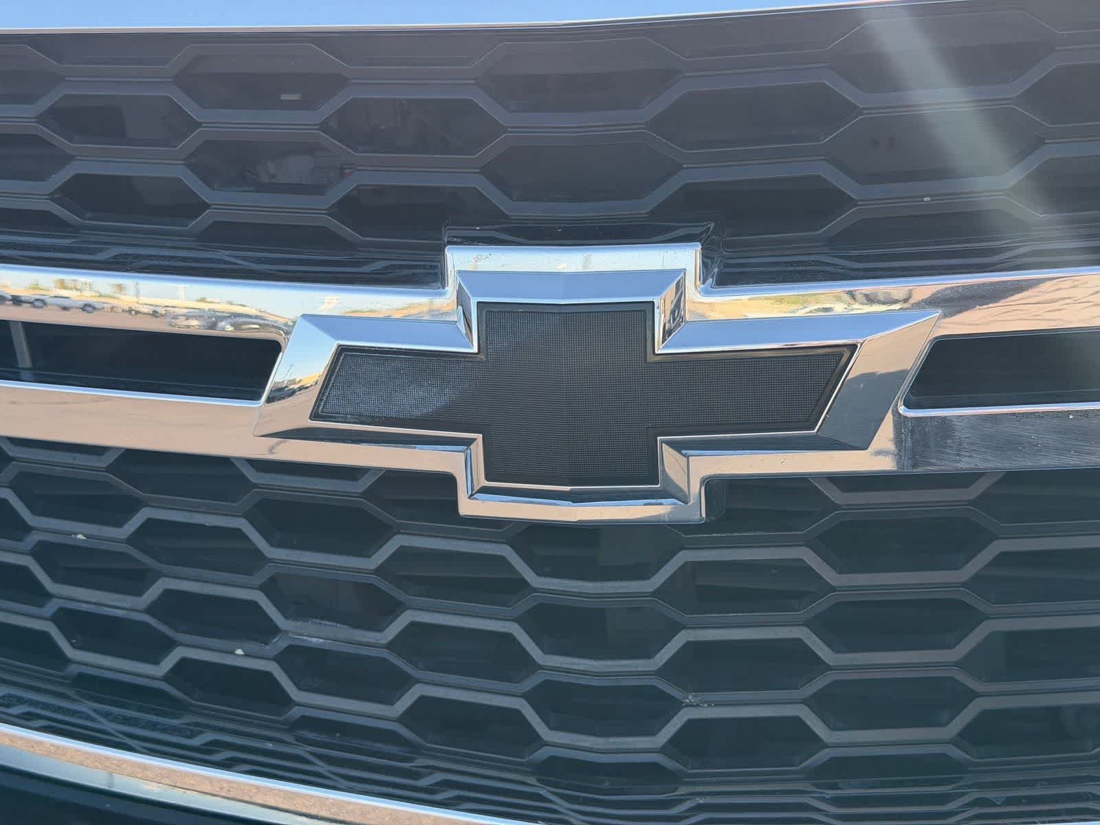 Used 2018 Chevrolet Suburban LS w/ All-Season Package RWD image 29