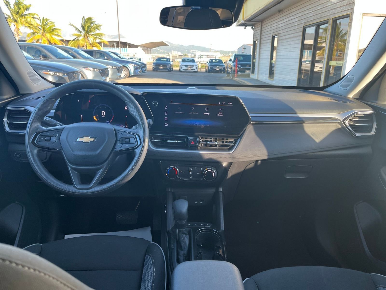 Used 2025 Chevrolet TrailBlazer LT image 32