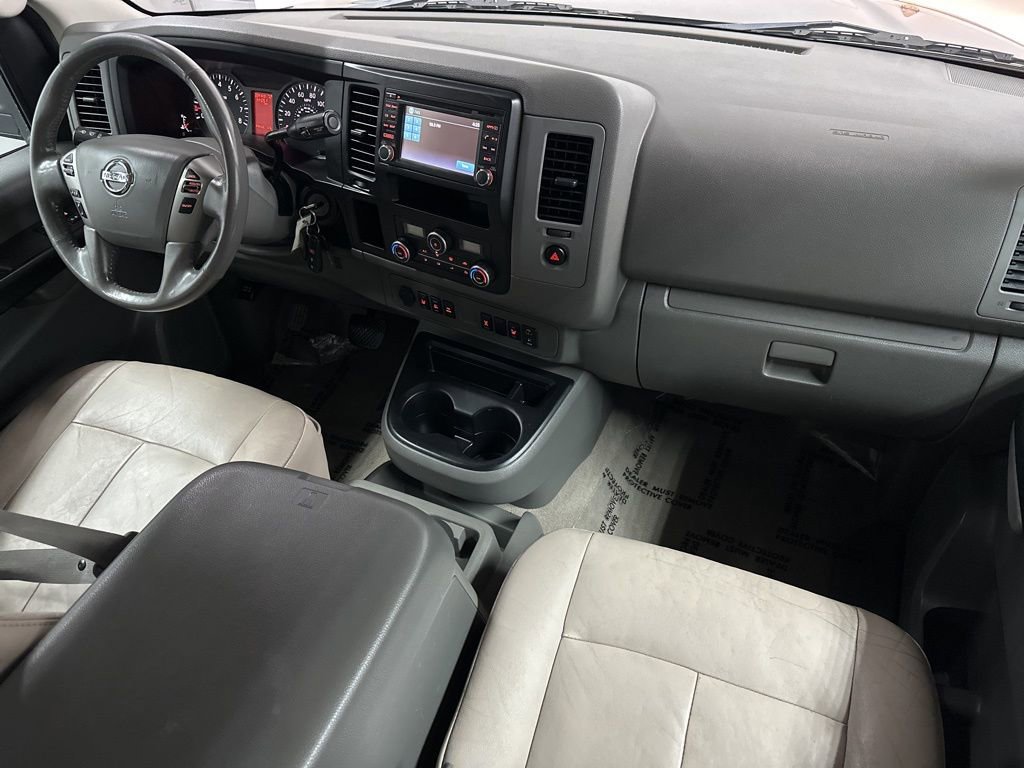 Used 2015 Nissan NV 3500 SL w/ Technology Package image 11