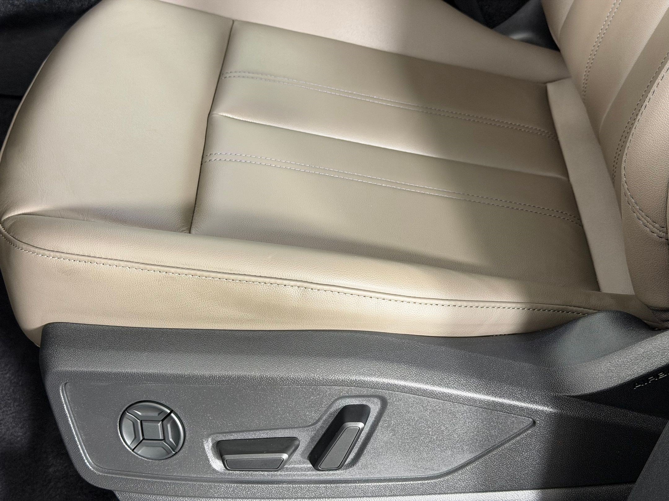 New 2026 Audi Q5 Premium Plus AWD/4WD image 15