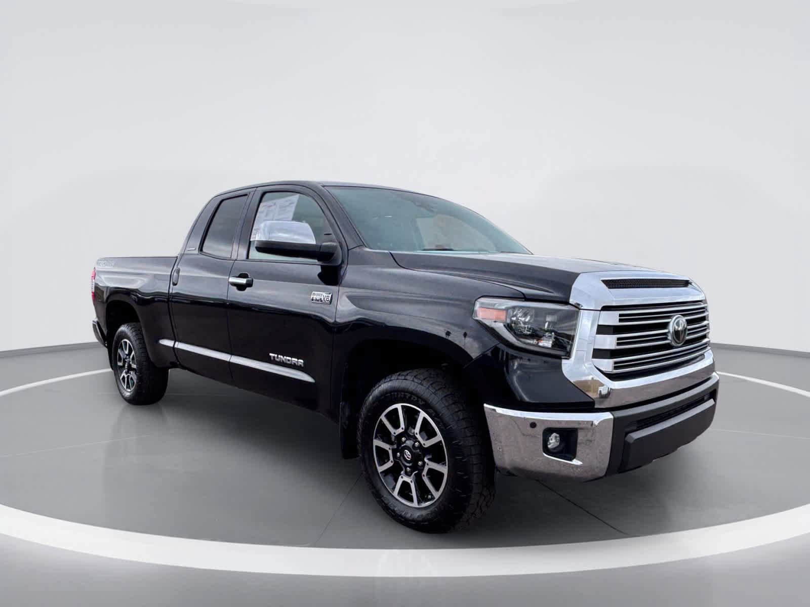 Used 2021 Toyota Tundra Limited w/ Limited Premium Package AWD/4WD image 8