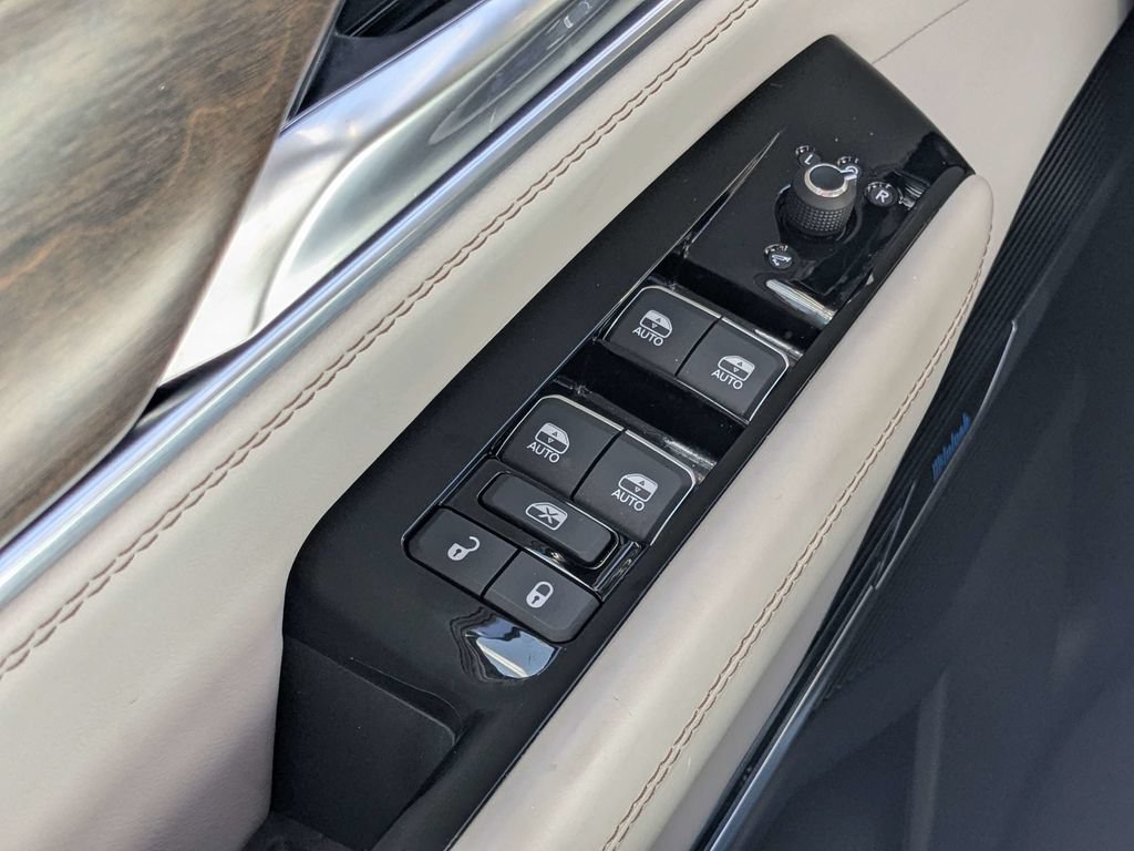 Used 2023 Jeep Grand Wagoneer L Series II AWD/4WD image 22