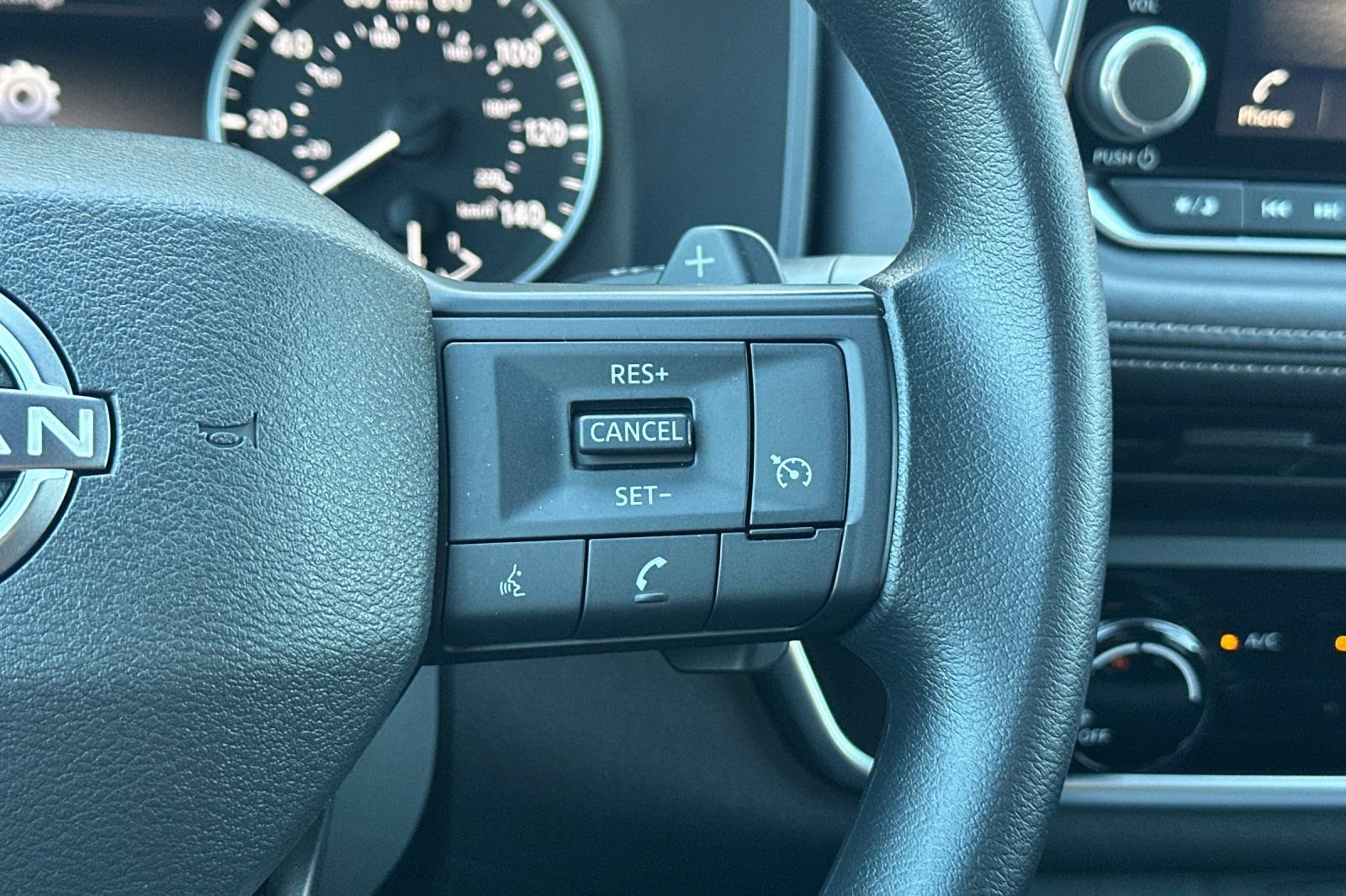 Certified 2025 Nissan Rogue S FWD image 28