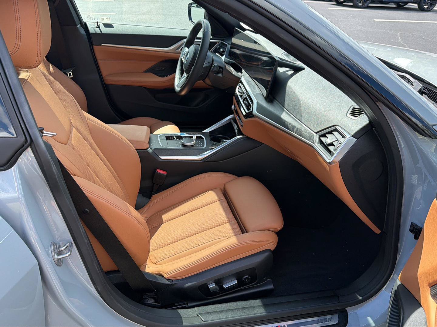 Used 2024 BMW i4 eDrive40 w/ M Sport Package RWD image 13