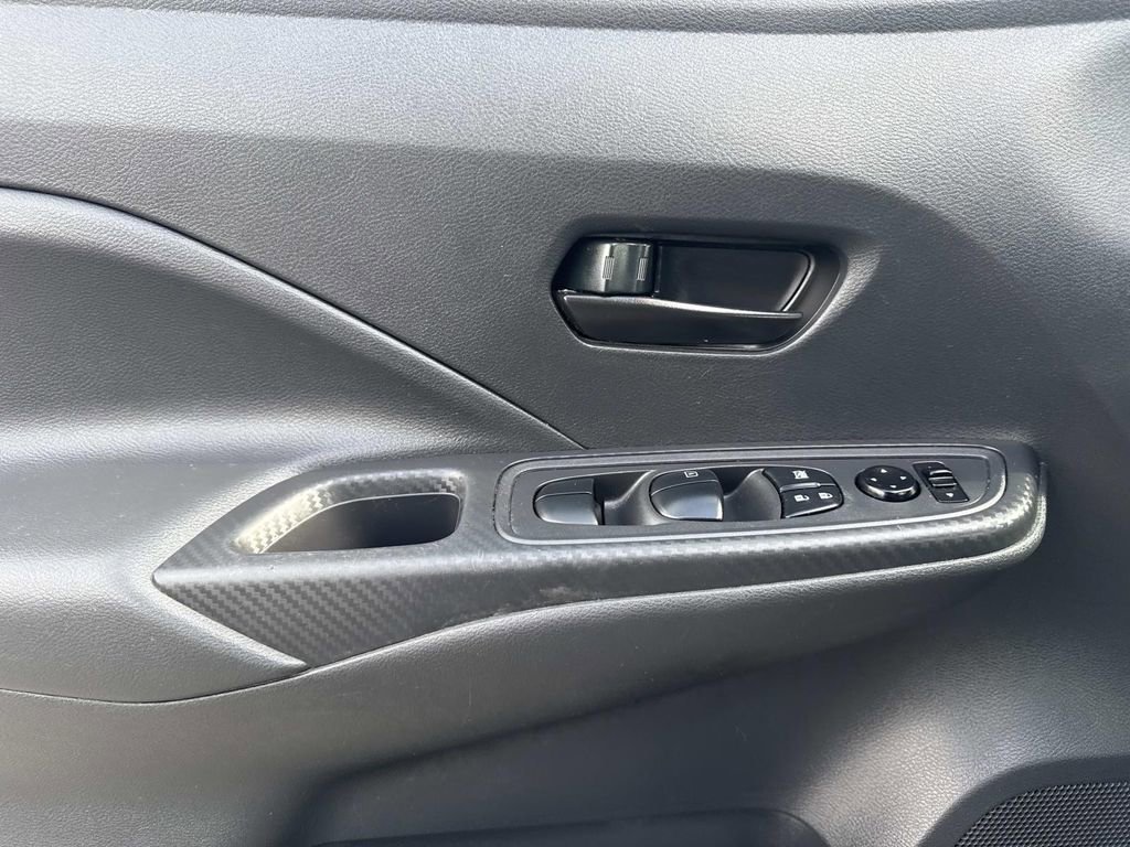 Used 2022 Nissan Versa S image 17