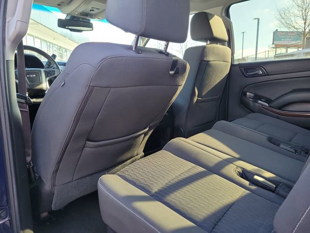 Used 2017 GMC Yukon XL SLE w/ SLE Value Package image 11