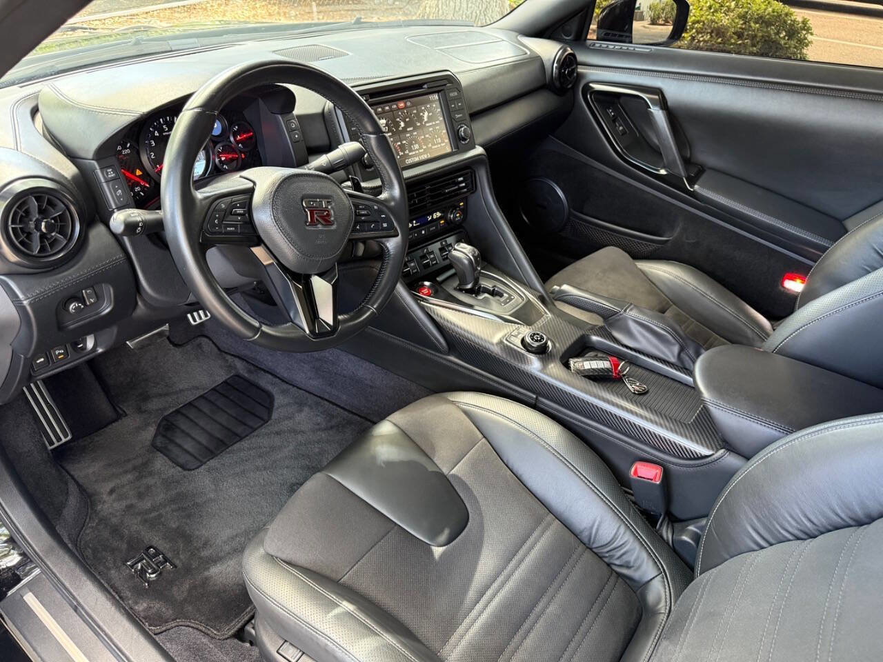 Used 2024 Nissan GT-R Premium w/ Floor Mat Package AWD/4WD image 14
