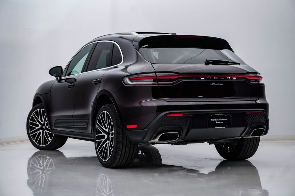 New 2026 Porsche Macan AWD/4WD image 3