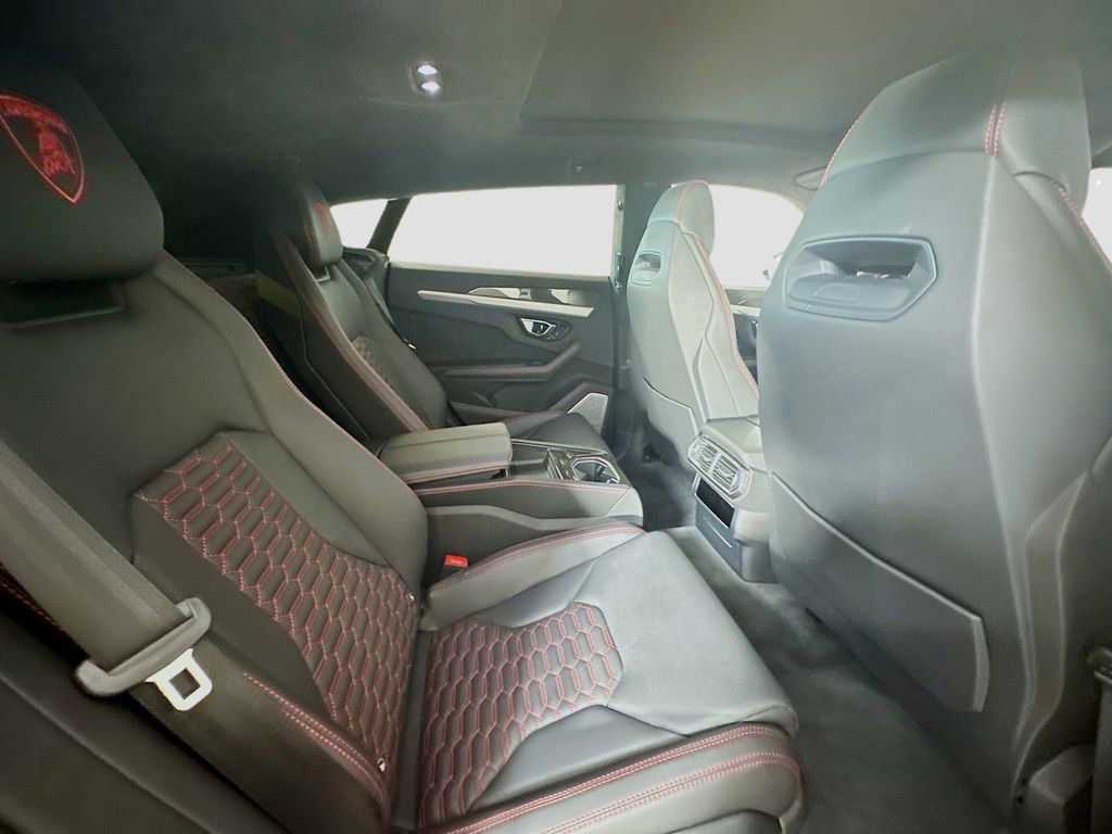 Used 2019 Lamborghini Urus image 29