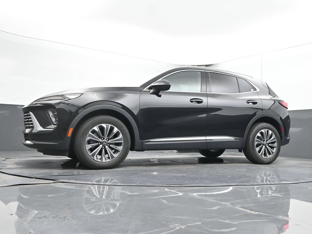 Used 2024 Buick Envision Preferred AWD/4WD image 37