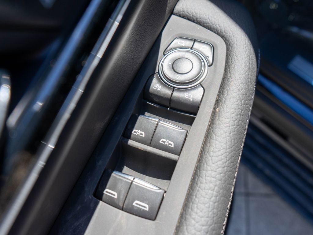 New 2026 GMC Yukon XL Denali image 21