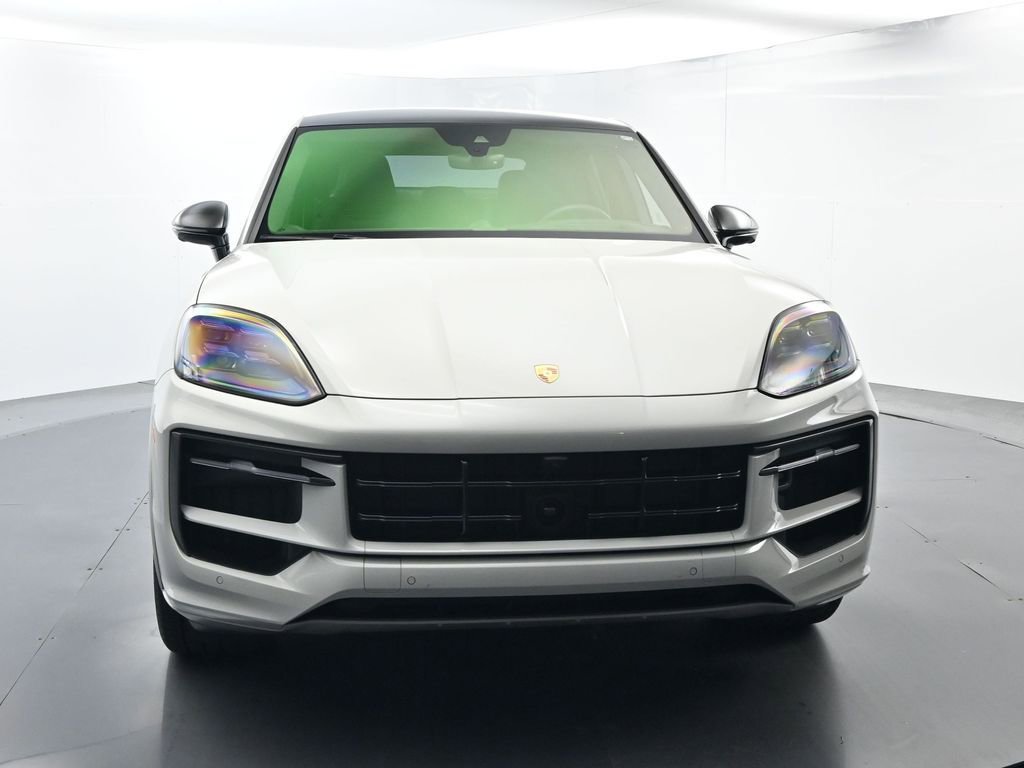 Certified 2026 Porsche Cayenne GTS AWD/4WD image 18