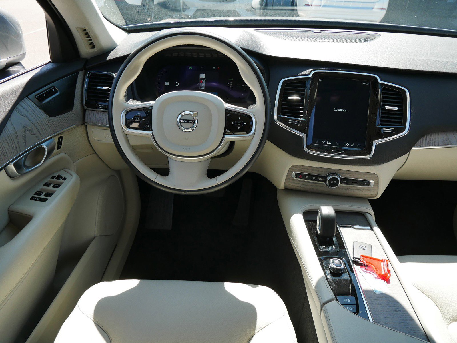 Used 2024 Volvo XC90 T8 Plus AWD/4WD image 11