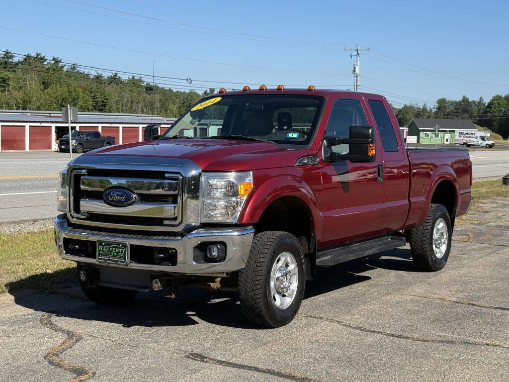Used 2014 Ford F250 XLT w/ Snow Plow Prep Package image 8
