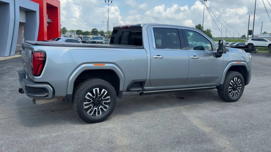 Used 2025 GMC Sierra 2500 Denali Ultimate AWD/4WD image 7