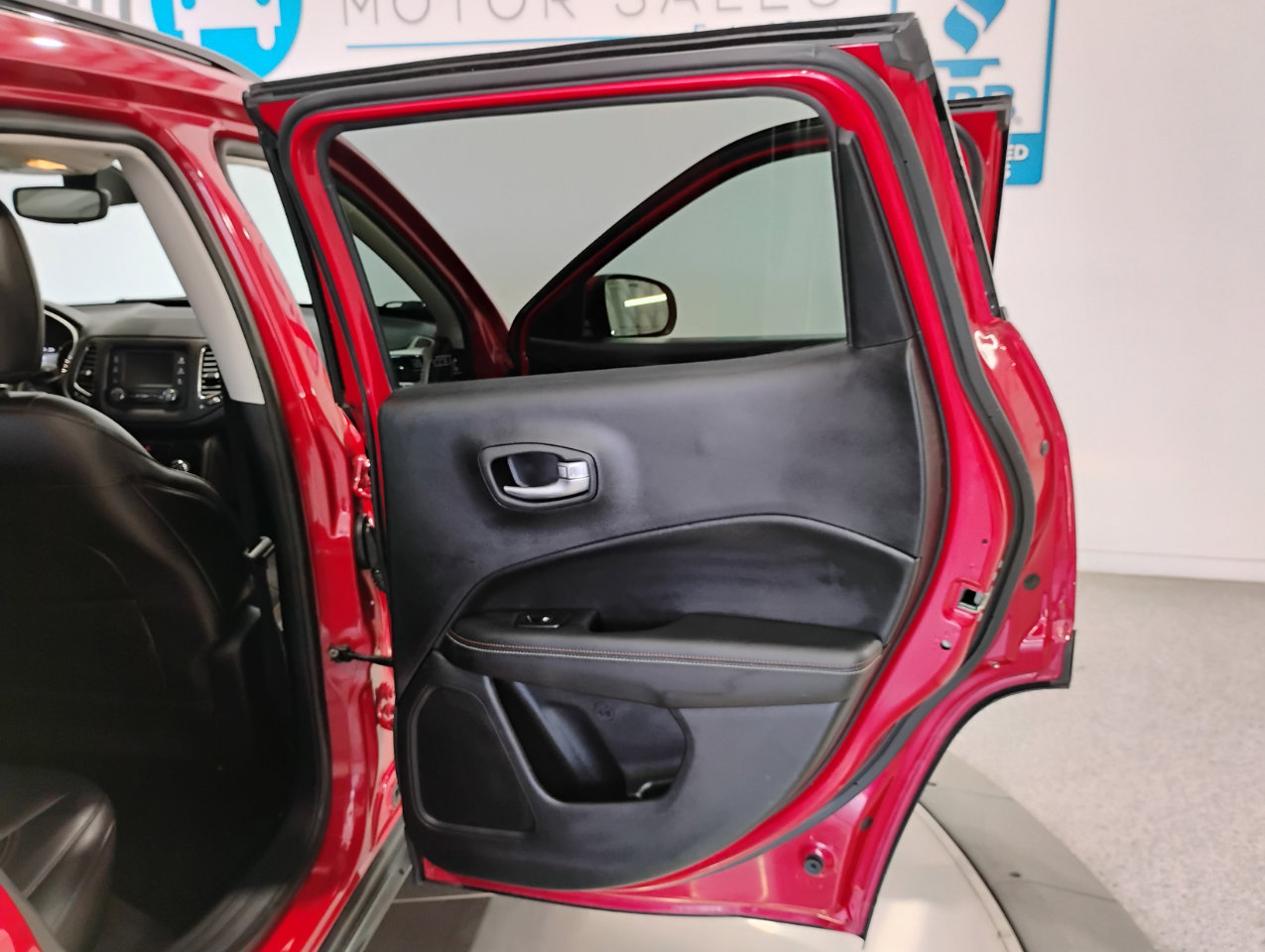 Used 2018 Jeep Compass Latitude image 87