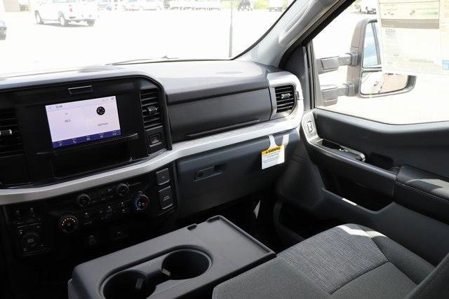 New 2026 Ford F350 XLT image 24