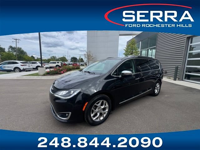 Used 2019 Chrysler Pacifica Limited FWD image 1