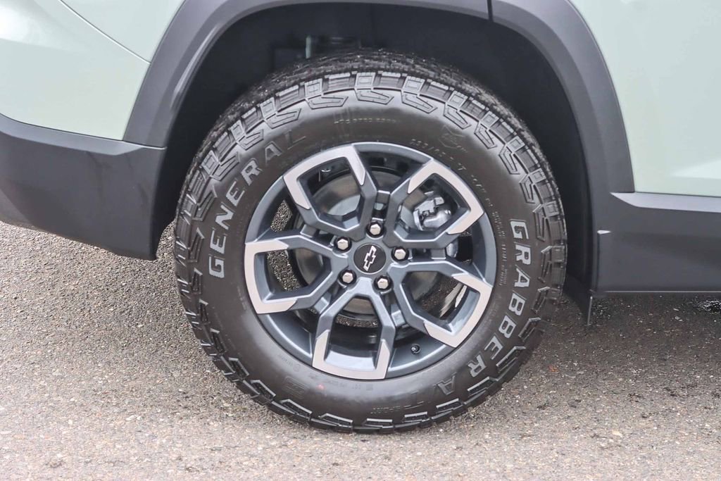 New 2026 Chevrolet Equinox ACTIV w/ Convenience Package III image 10