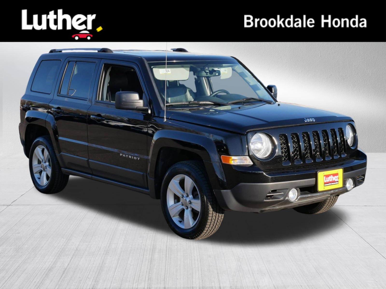 Used 2014 Jeep Patriot Limited w/ Sun/Sound Group AWD/4WD image 1