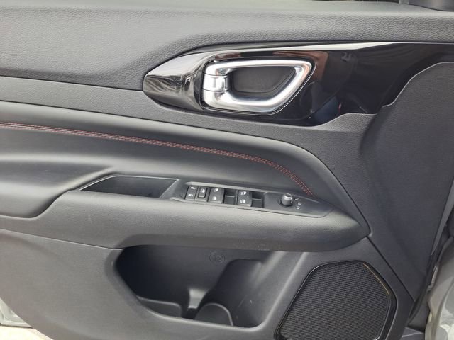 Used 2022 Jeep Compass Trailhawk image 15