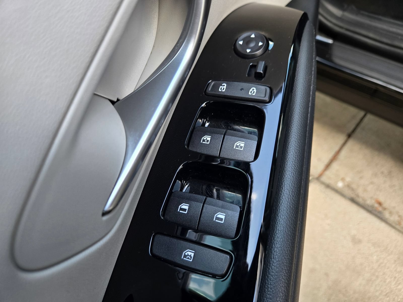 Used 2022 Hyundai Tucson SEL w/ Convenience + Premium Package FWD image 32
