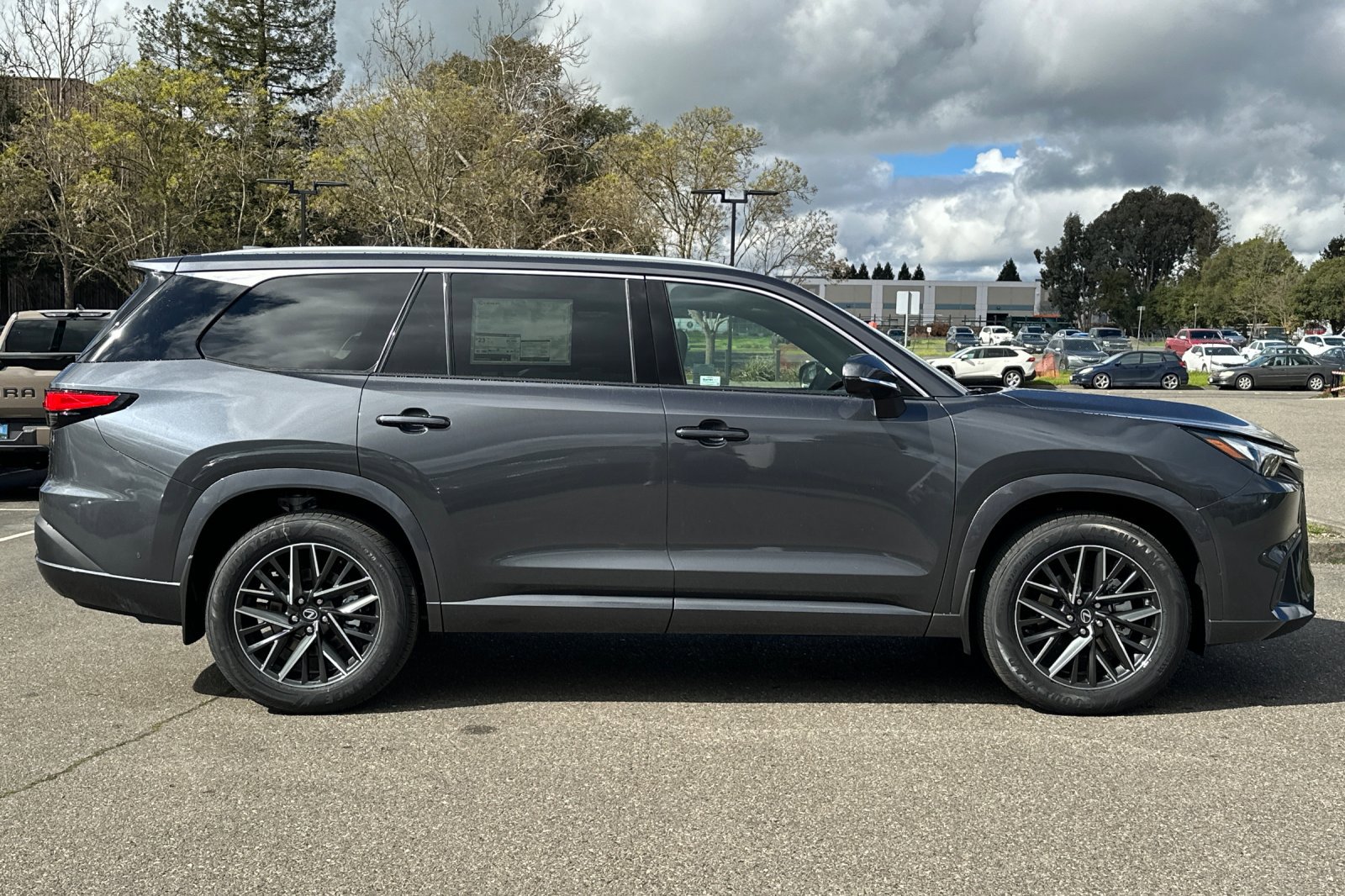 Used 2026 Lexus TX 350 AWD w/ Technology Package image 3