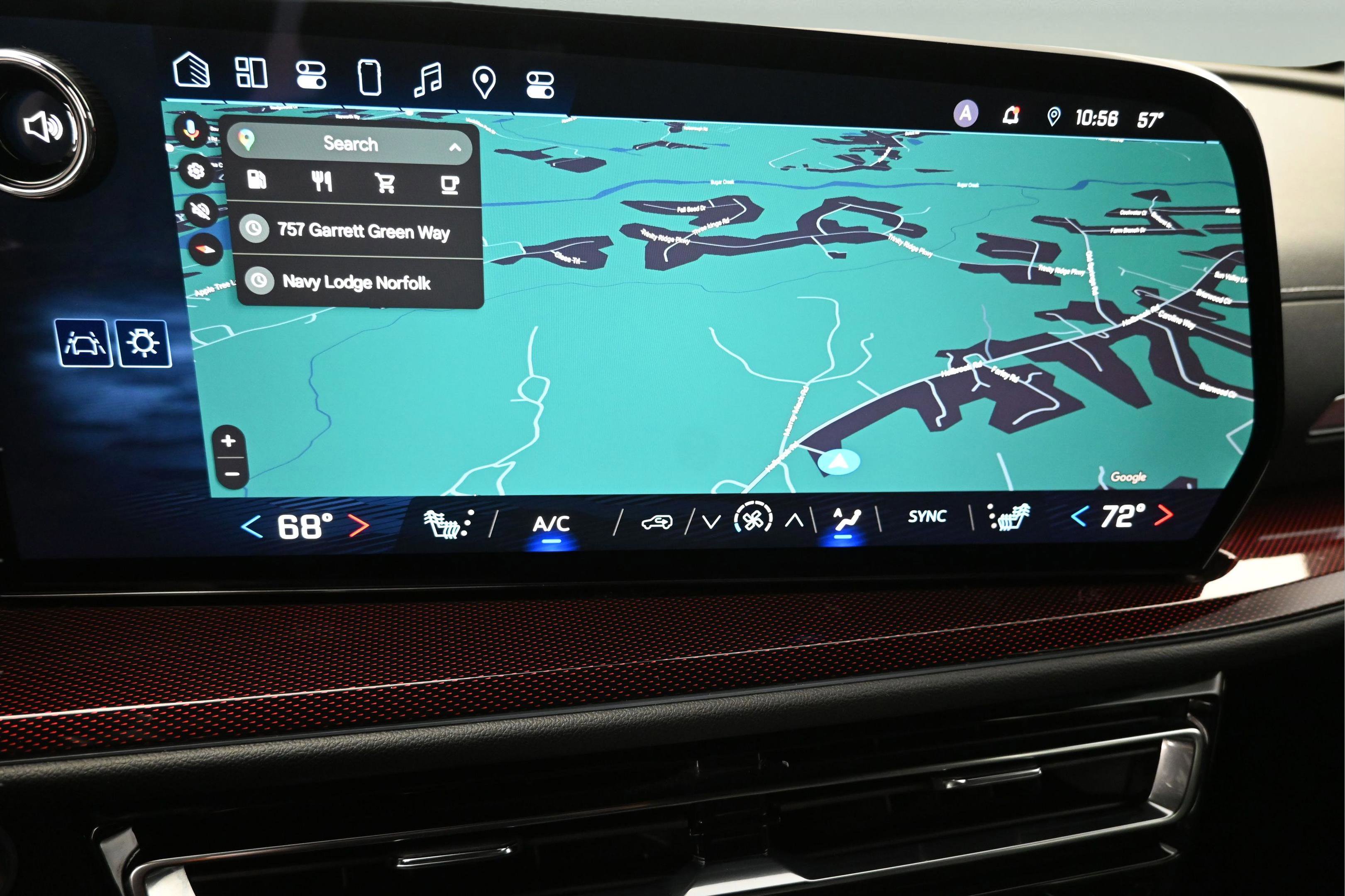 Used 2025 Chevrolet Traverse Z71 image 23