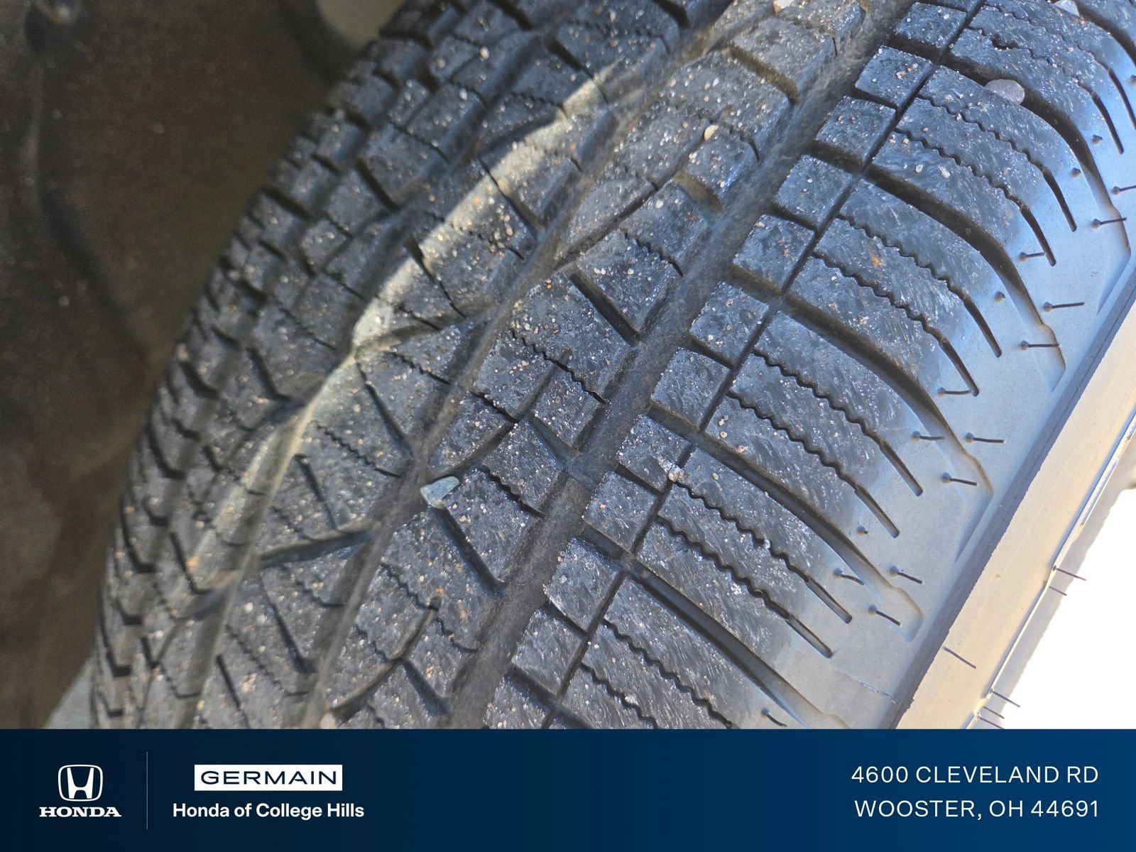 Used 2022 Jeep Grand Cherokee L Laredo w/ Luxury Tech Group I image 14