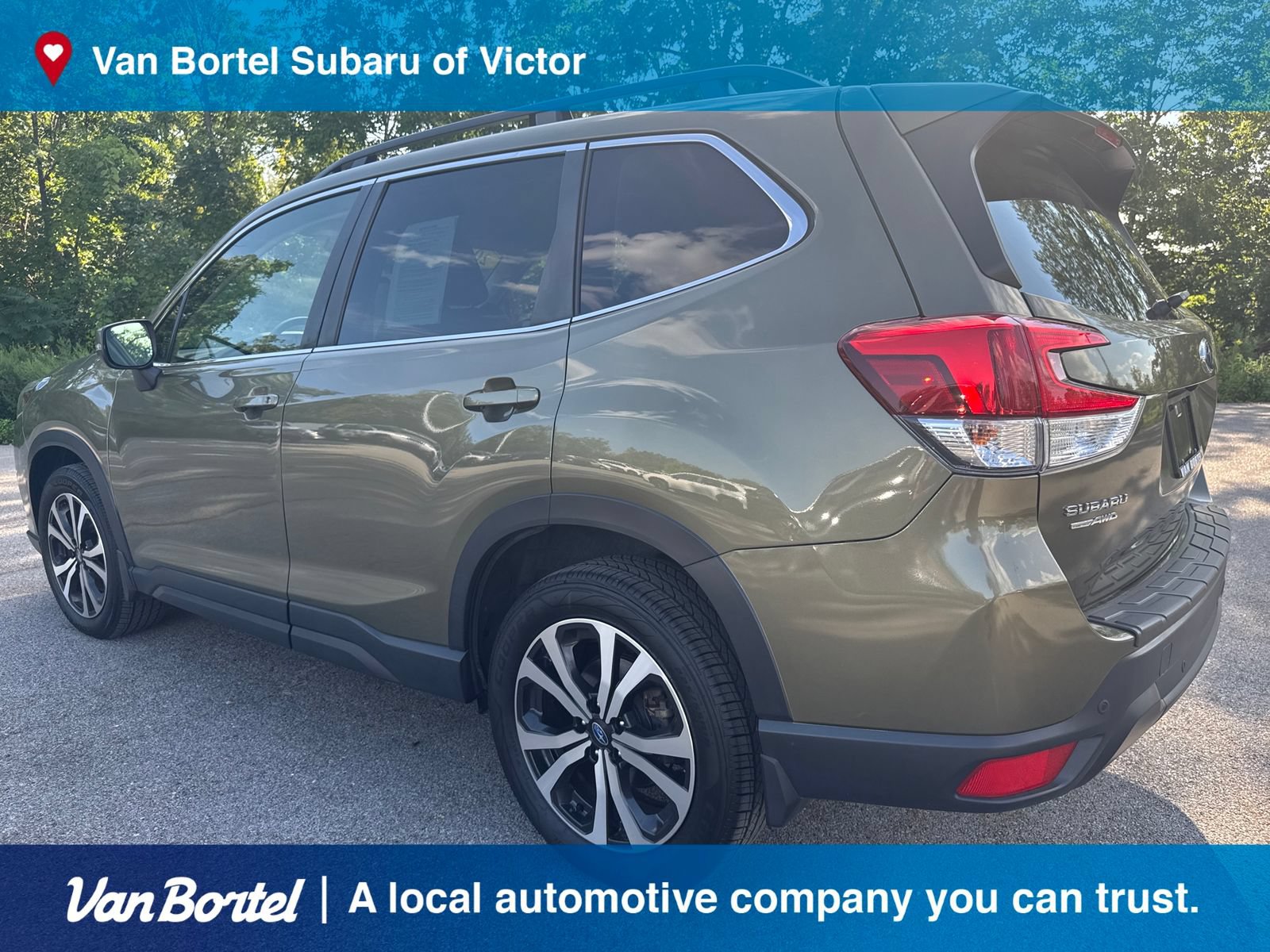 Used 2023 Subaru Forester Limited AWD/4WD image 4