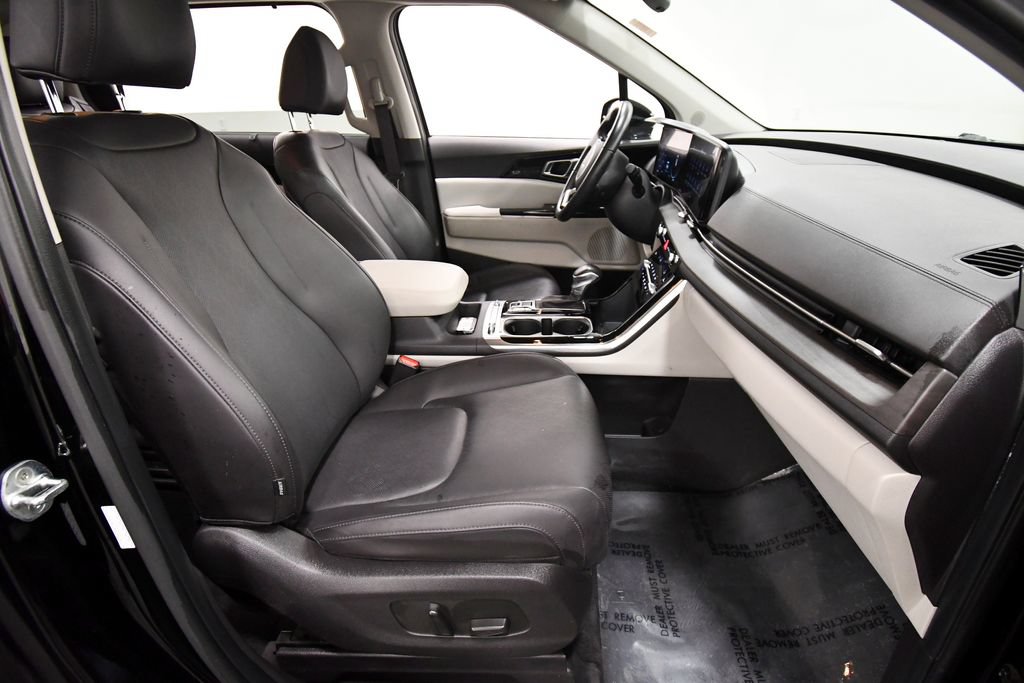Certified 2023 Kia Carnival SX FWD image 19