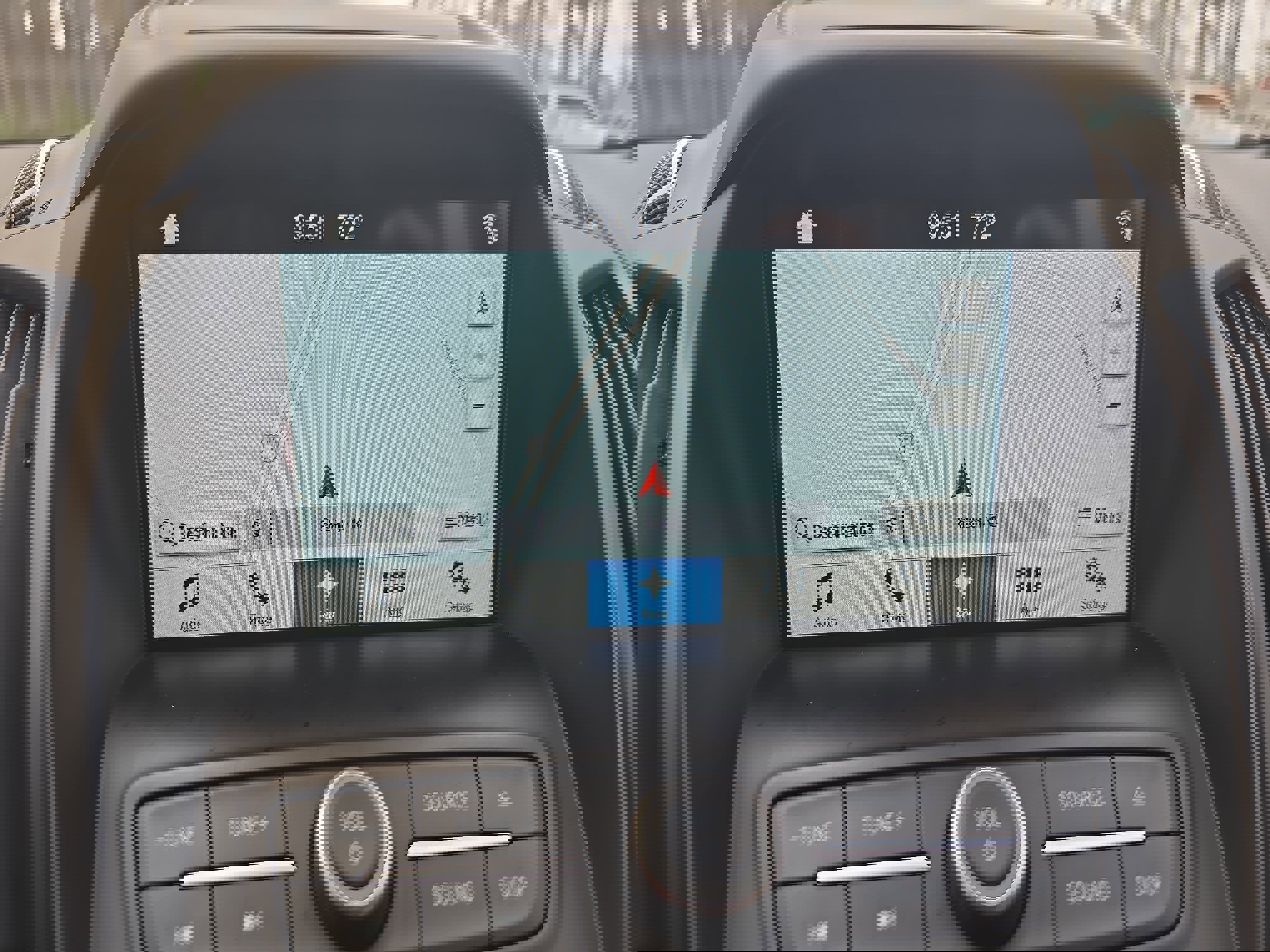 Used 2018 Ford Escape SEL image 24