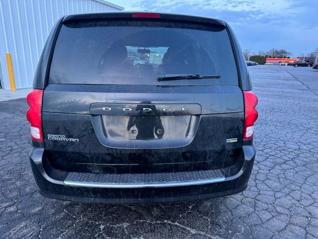 Used 2016 Dodge Grand Caravan SE image 5
