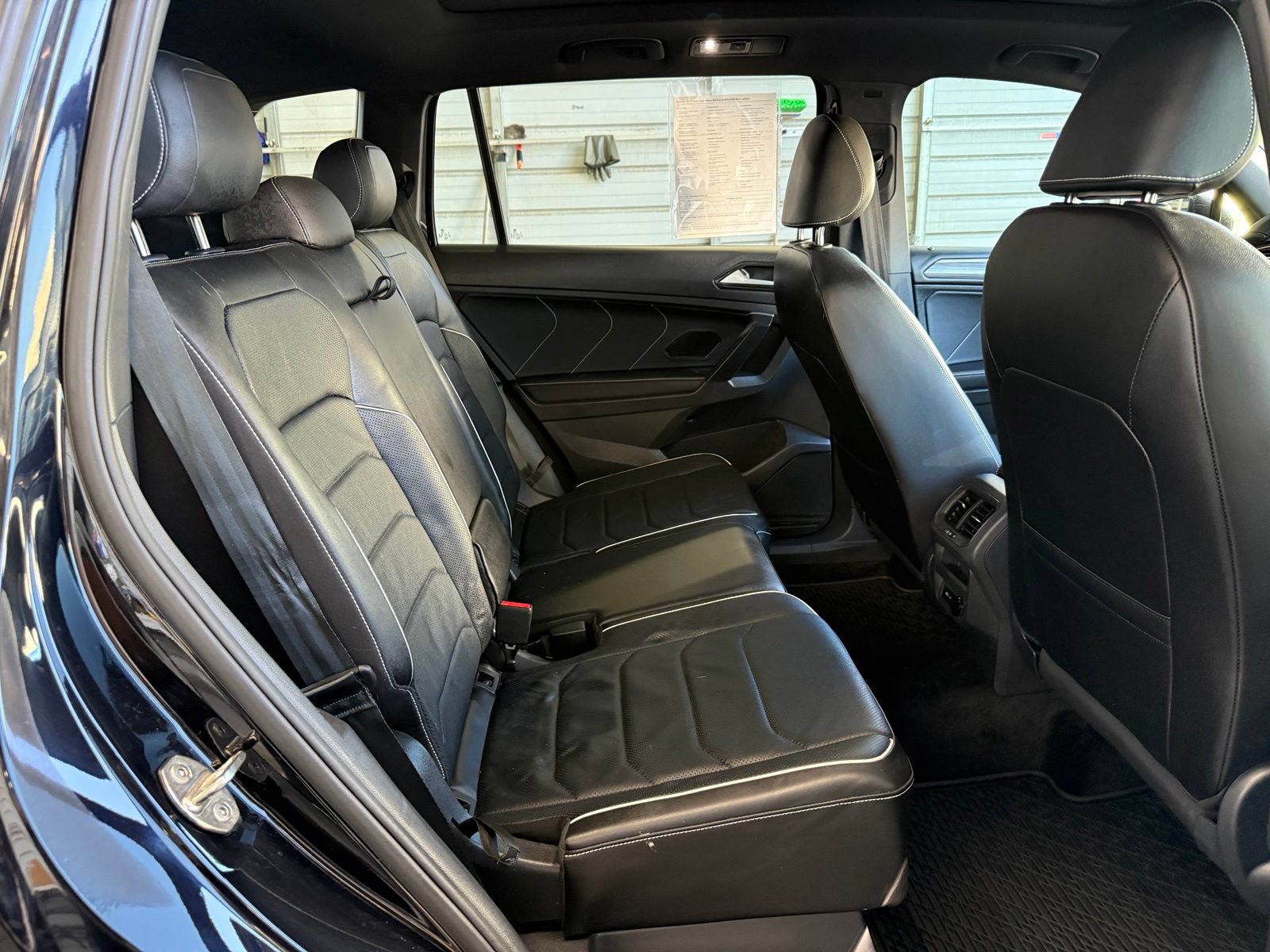 Used 2024 Volkswagen Tiguan SEL R-Line AWD/4WD image 18