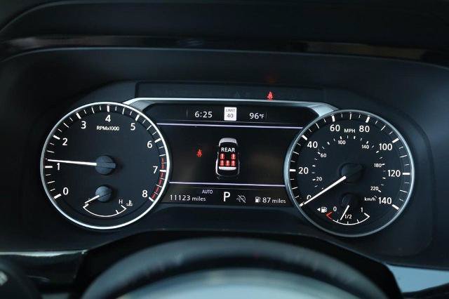 Certified 2025 Nissan Pathfinder SL w/ SL Premium Package AWD/4WD image 14