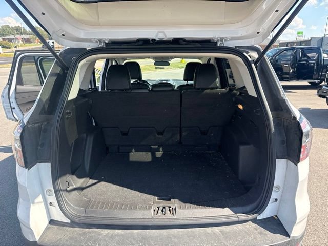 Used 2017 Ford Escape SE w/ Equipment Group 201A AWD/4WD image 27