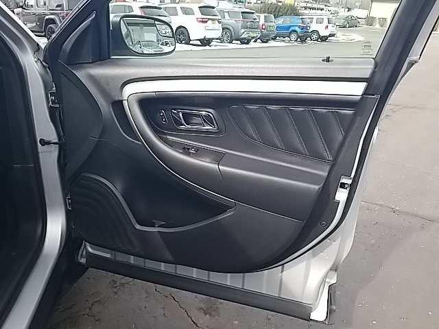 Used 2018 Ford Taurus SEL image 30