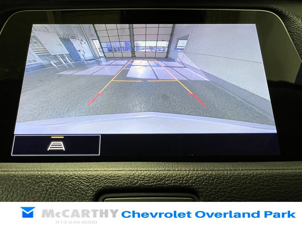 Used 2022 Cadillac XT4 Luxury w/ Cold Weather Package AWD/4WD image 22