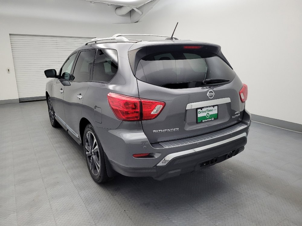 Used 2017 Nissan Pathfinder Platinum w/ Family Entertainment Package AWD/4WD image 5
