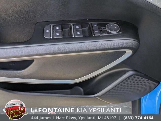 Certified 2023 Kia Soul S FWD image 15