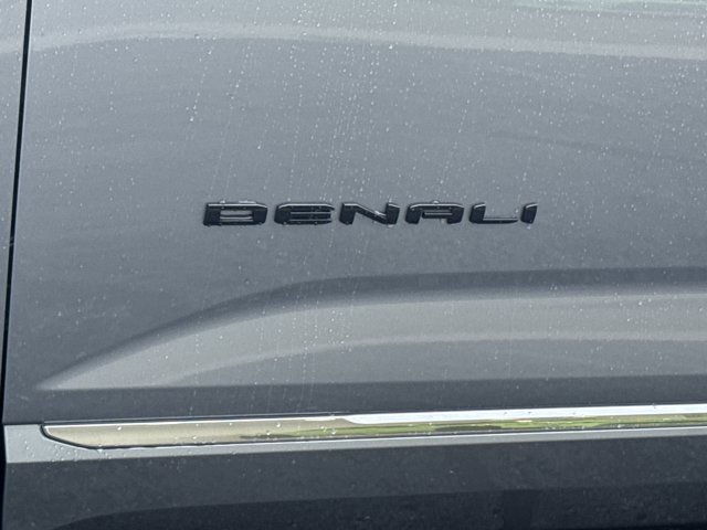 New 2026 GMC Terrain Denali w/ LPO, Black Badging Package AWD/4WD image 15