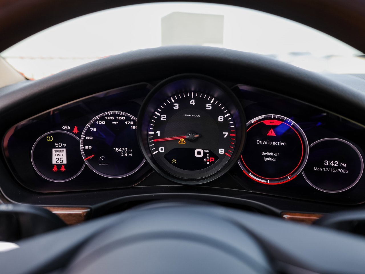 Certified 2023 Porsche Panamera Platinum Edition image 15