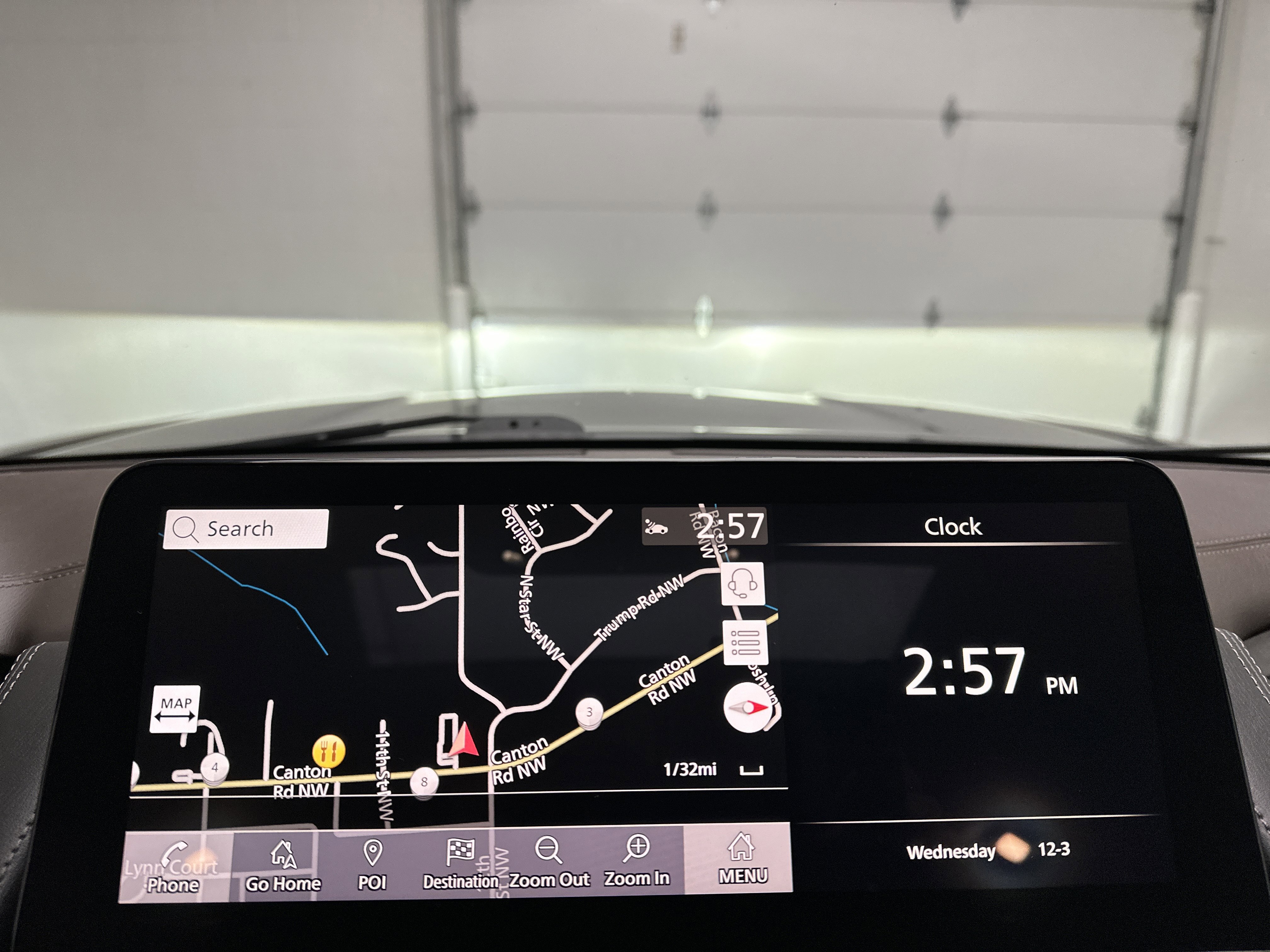 Used 2023 Nissan Armada Platinum image 38