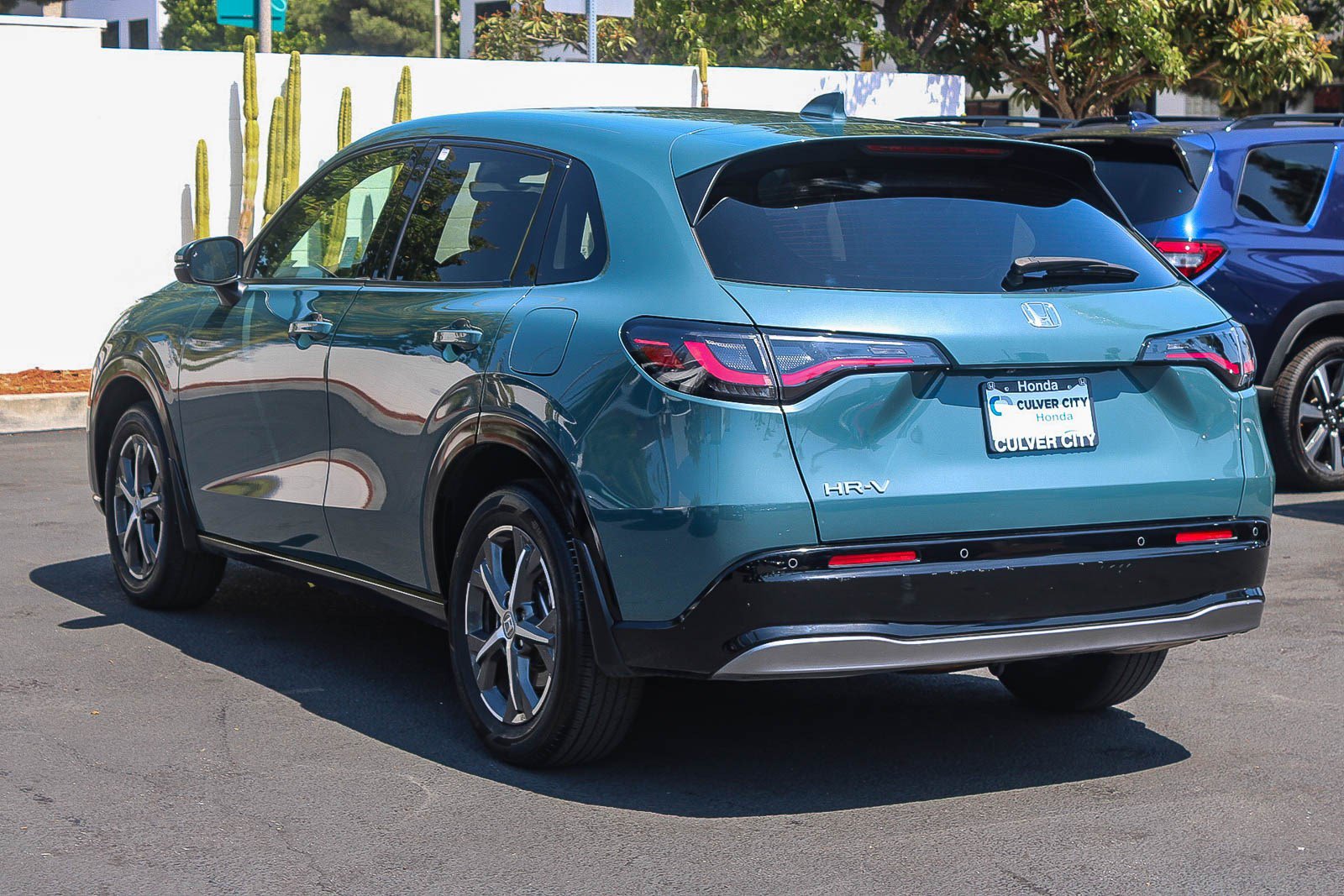 Certified 2025 Honda HR-V EX-L image 7