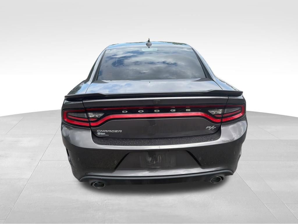 Used 2022 Dodge Charger R/T w/ Plus Group RWD image 7
