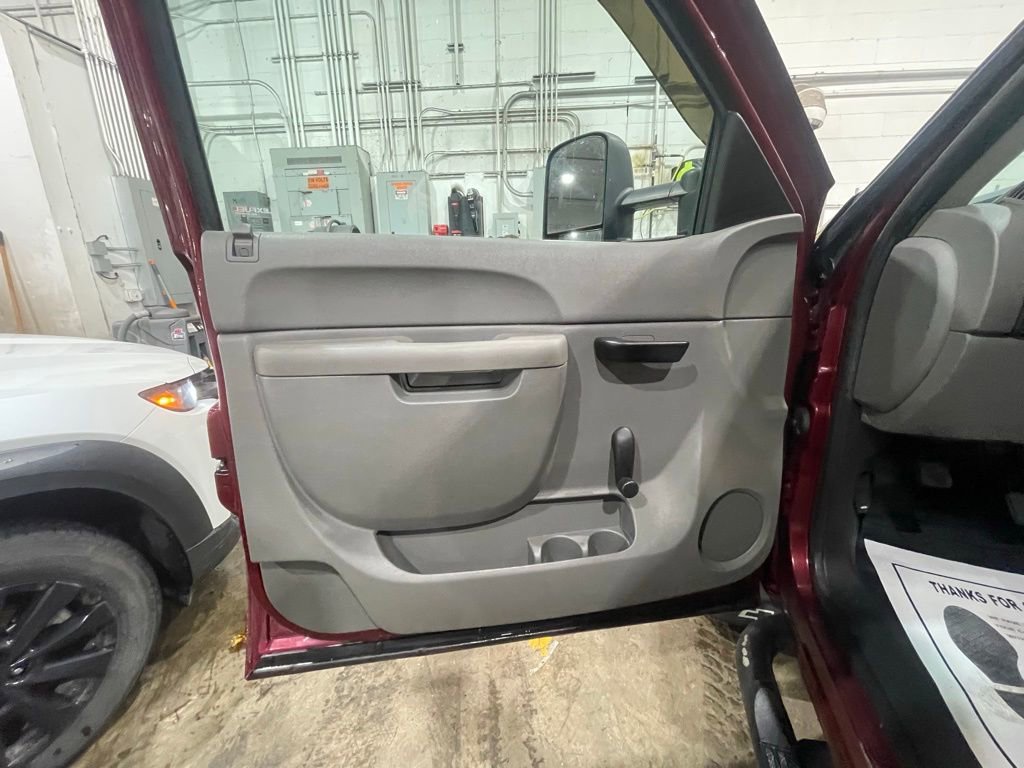 Used 2013 Chevrolet Silverado 1500 W/T image 29