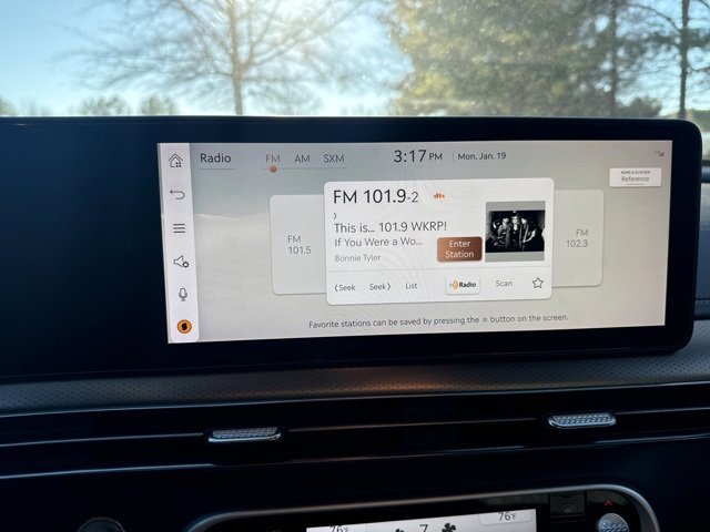 Used 2024 Genesis GV60 Performance image 15