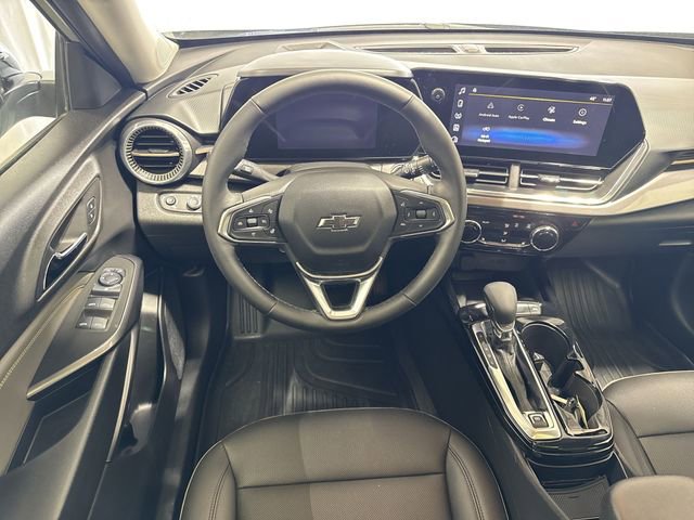 Certified 2025 Chevrolet Trax ACTIV w/ Sunroof Package image 15