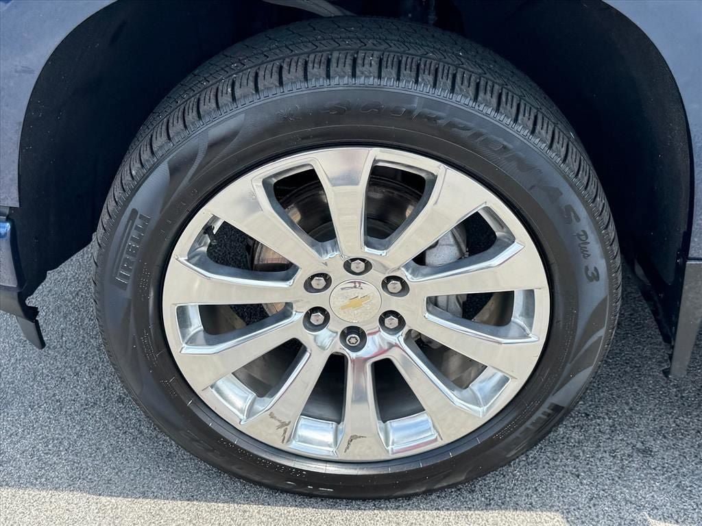 Used 2020 Chevrolet Silverado 1500 High Country w/ Technology Package AWD/4WD image 19